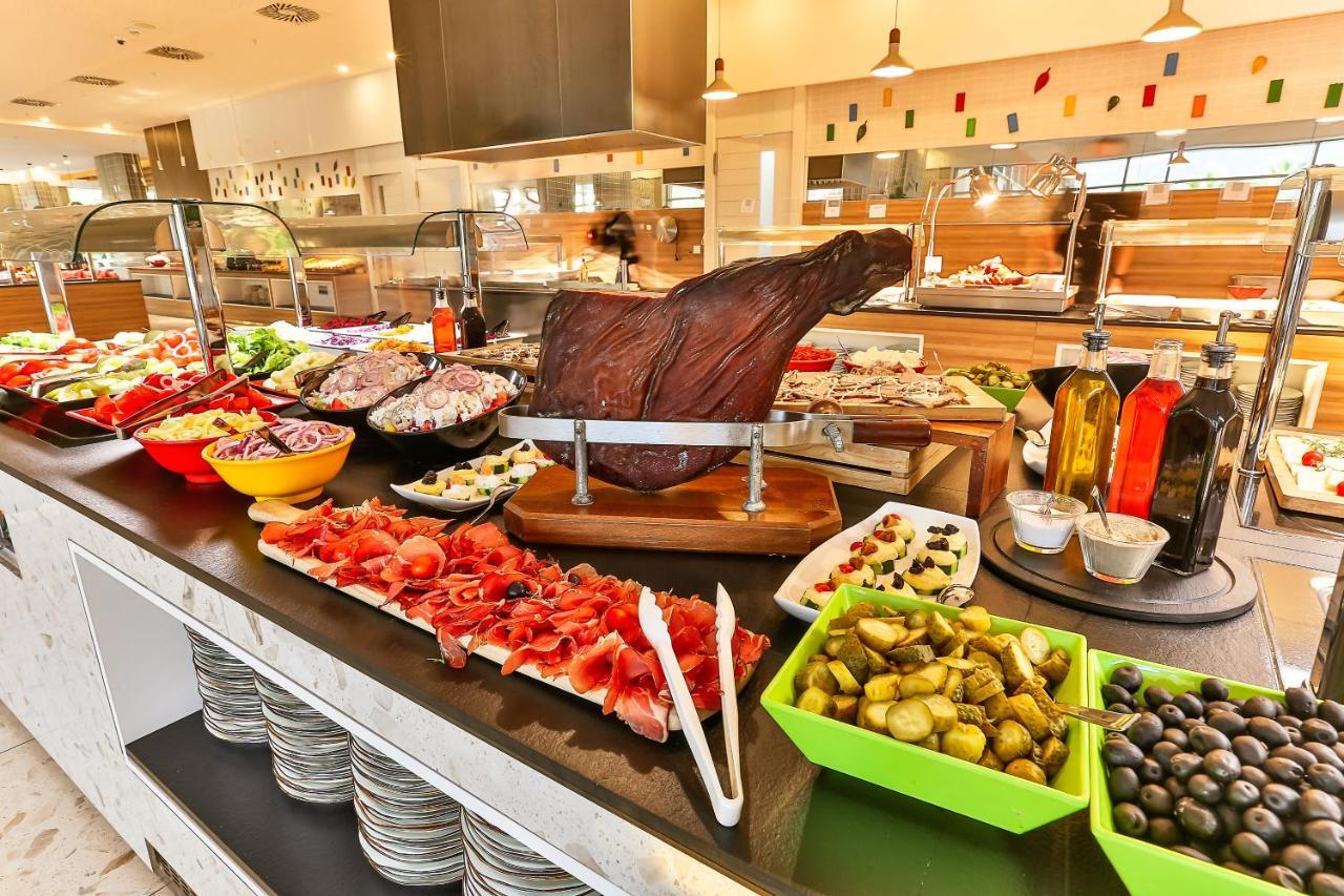 Carine Kumbor Superior Hotel 4*