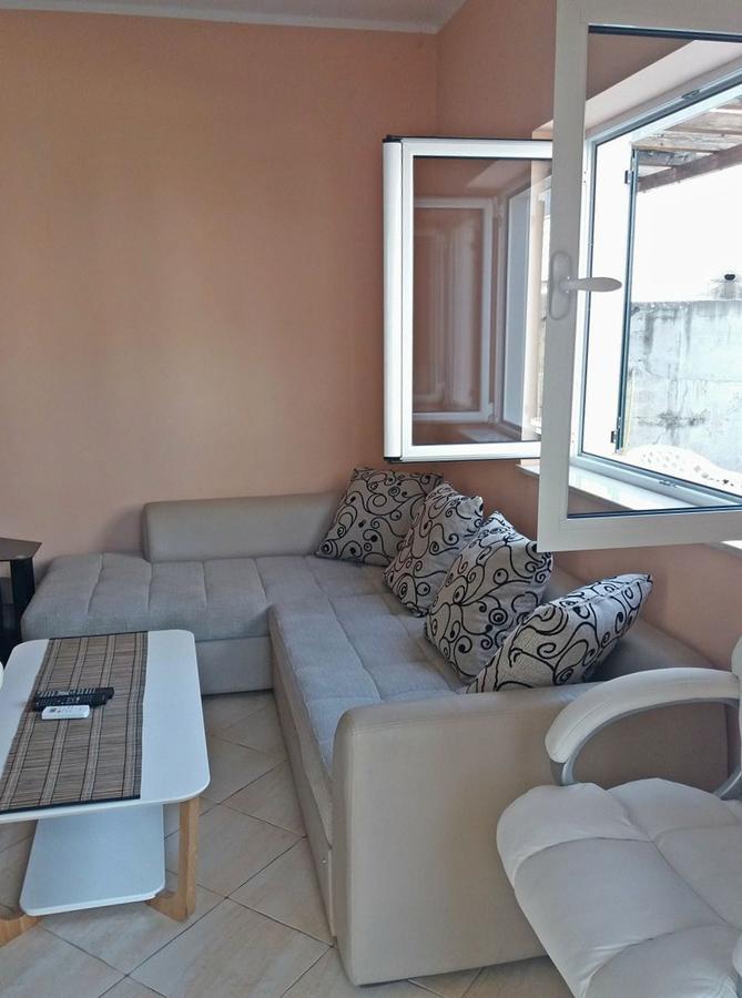 Hotel Carine Kumbor Superior